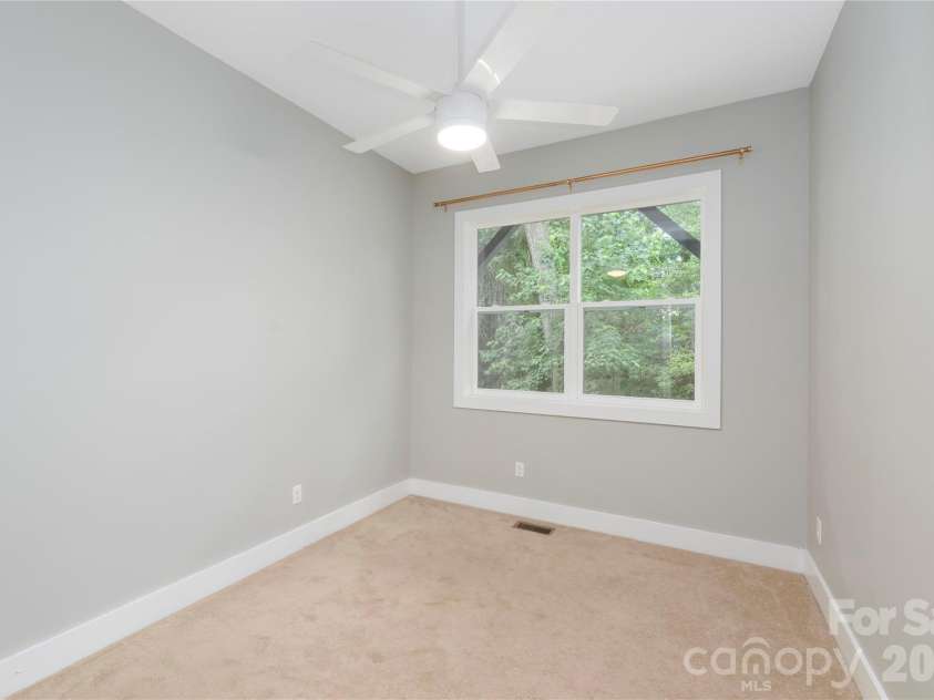 39 Hubbard Avenue, Asheville, NC 28806.  MLS# CAR4391482, YatesRealty ID 32983. Bedroom #2.