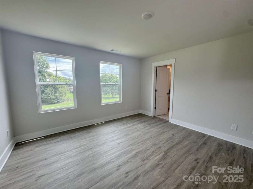 109 Silverwood Court, Mooresville, NC 28115.  MLS# CAR4279201, YatesRealty ID 32984. Primary Bedroom