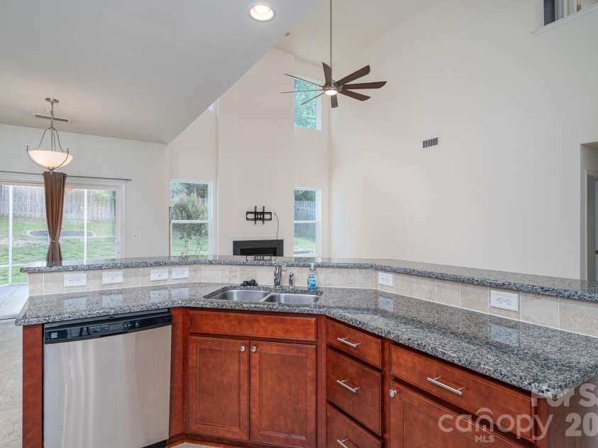 612 Augustus Lane, Mount Holly, NC 28120.  MLS# CAR4392680, YatesRealty ID 32984. 