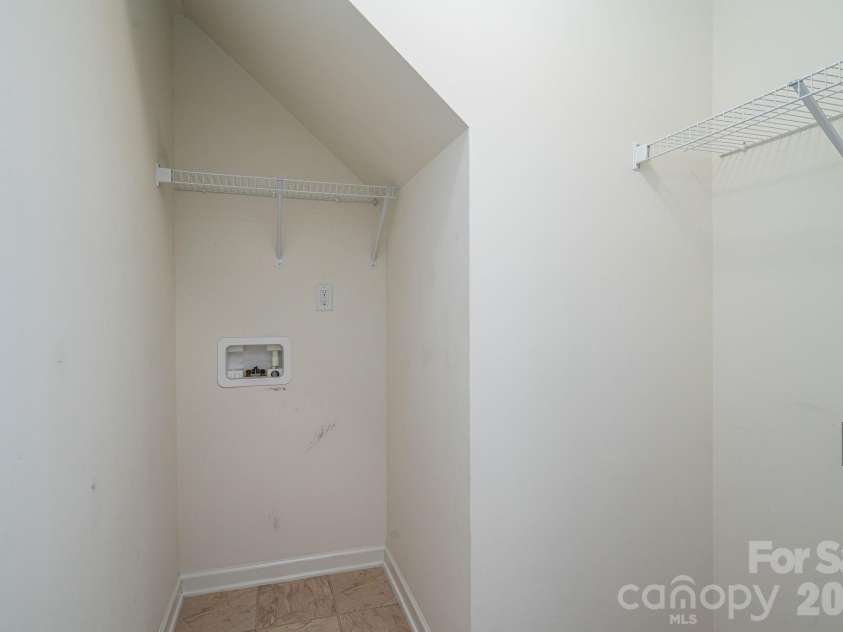 612 Augustus Lane, Mount Holly, NC 28120.  MLS# CAR4392680, YatesRealty ID 32984. 