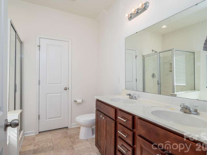 612 Augustus Lane, Mount Holly, NC 28120.  MLS# CAR4392680, YatesRealty ID 32984. 