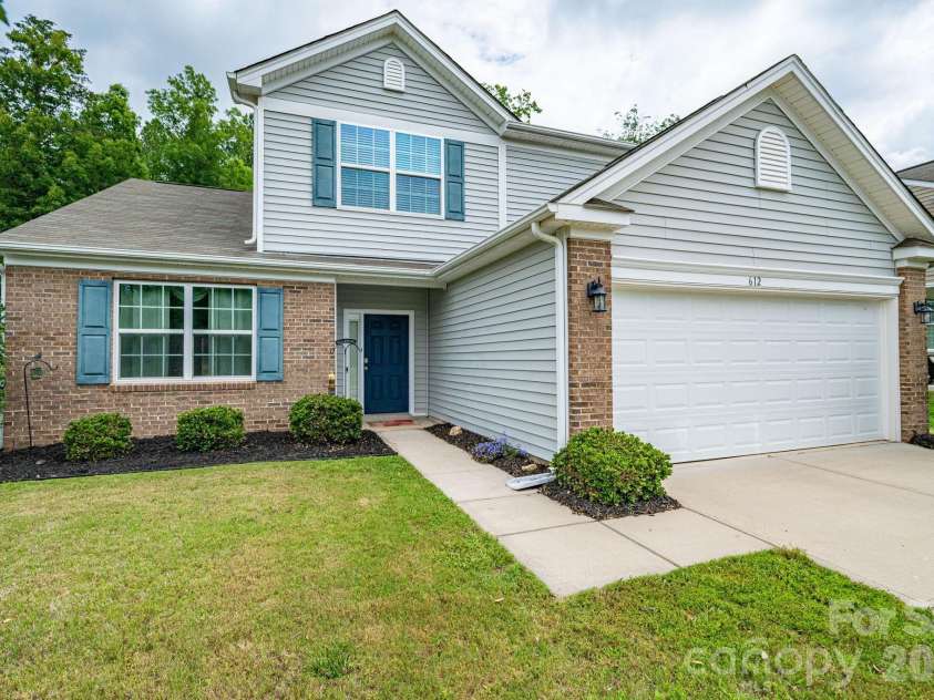 612 Augustus Lane, Mount Holly, NC 28120.  MLS# CAR4392680, YatesRealty ID 32984. 