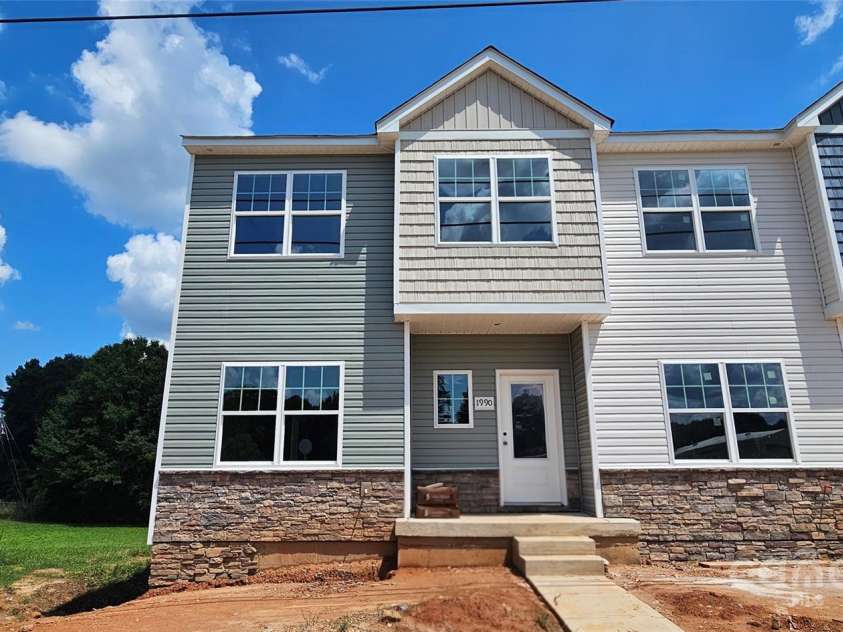 1990 Davidson Avenue, Gastonia, NC 28052.  MLS# CAR4287998, YatesRealty ID 32985. The Holly built at 1990 W Davidson Ave. Estimated construction completion September 12th.