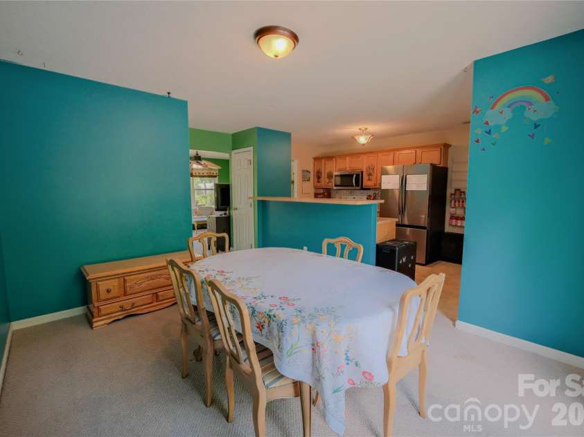 7 Dogwood Lane, Asheville, NC 28803.  MLS# CAR4391992, YatesRealty ID 32985. 