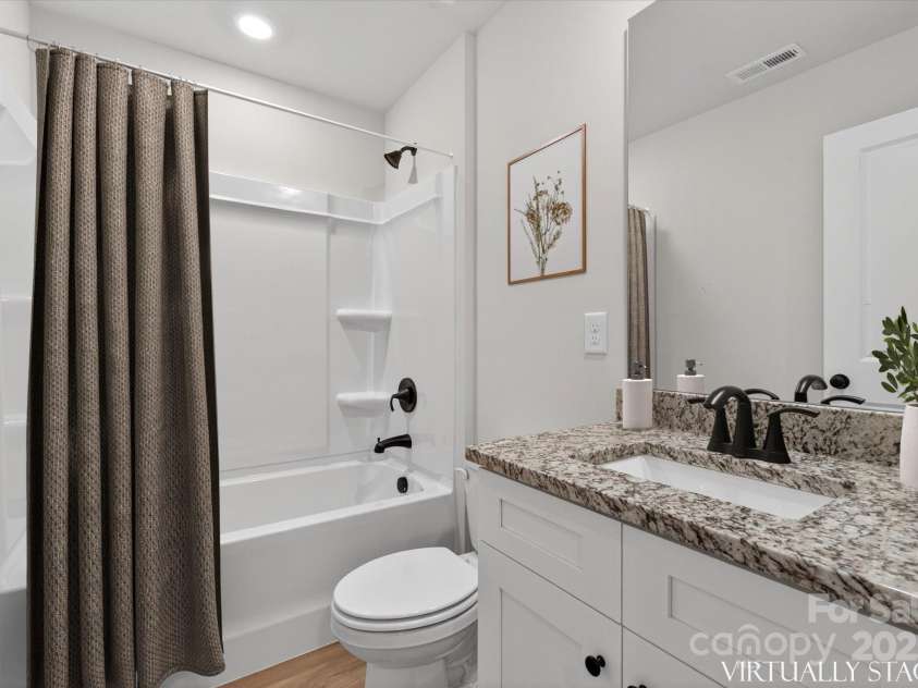 1978 Davidson Avenue, Gastonia, NC 28052.  MLS# CAR4288002, YatesRealty ID 32986. 