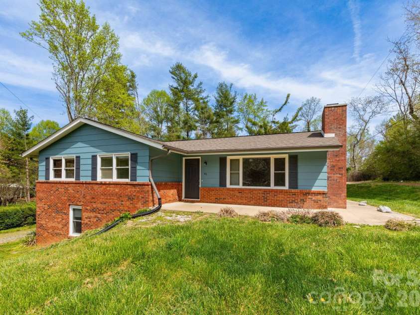 41 Kennedy Road, Weaverville, NC 28787.  MLS# CAR4395520, YatesRealty ID 32986. 