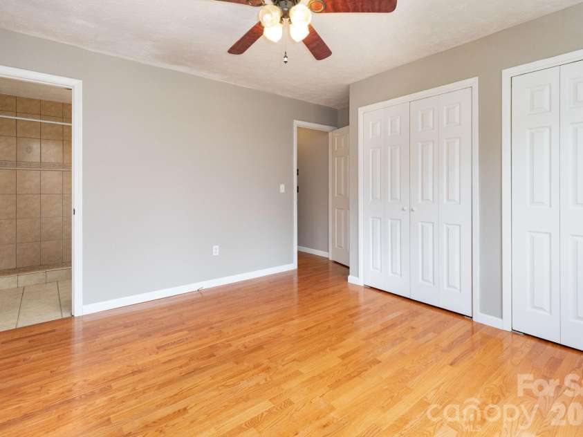 41 Kennedy Road, Weaverville, NC 28787.  MLS# CAR4395520, YatesRealty ID 32986. 