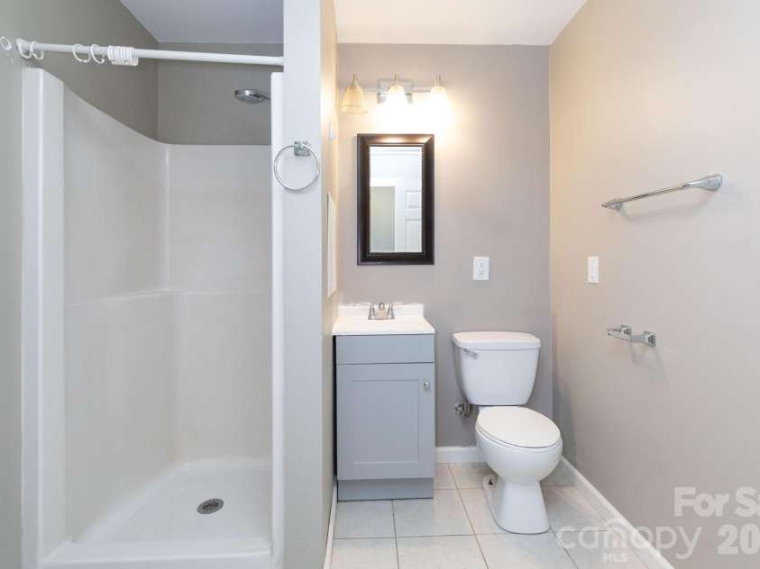 41 Kennedy Road, Weaverville, NC 28787.  MLS# CAR4395520, YatesRealty ID 32986. 