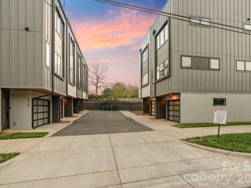 1935 Trade Street, Charlotte, NC 28216.  MLS# CAR4393719, YatesRealty ID 32987. 