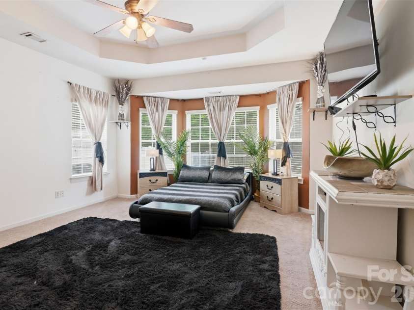 11144 Huntington Meadow Lane, Charlotte, NC 28273.  MLS# CAR4385162, YatesRealty ID 32988. 