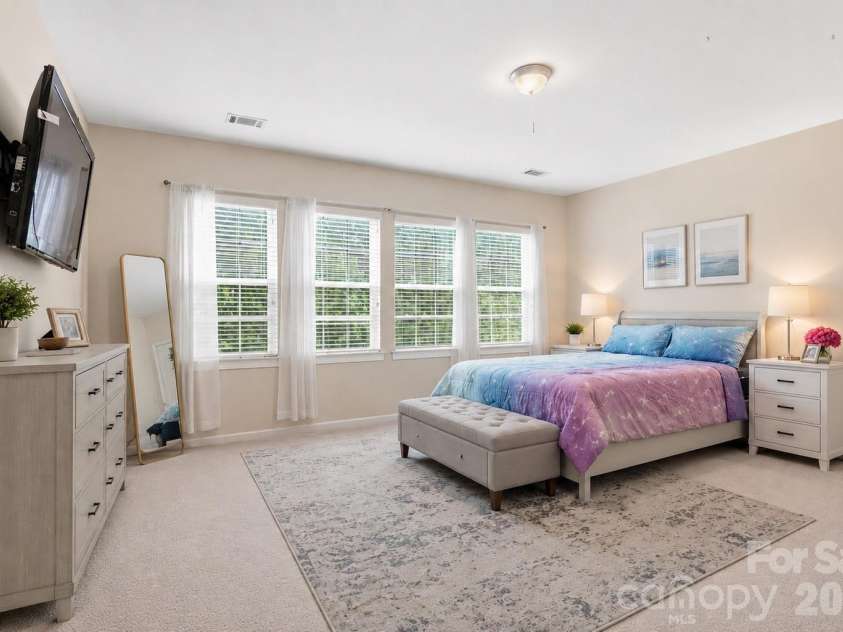 11144 Huntington Meadow Lane, Charlotte, NC 28273.  MLS# CAR4385162, YatesRealty ID 32988. 