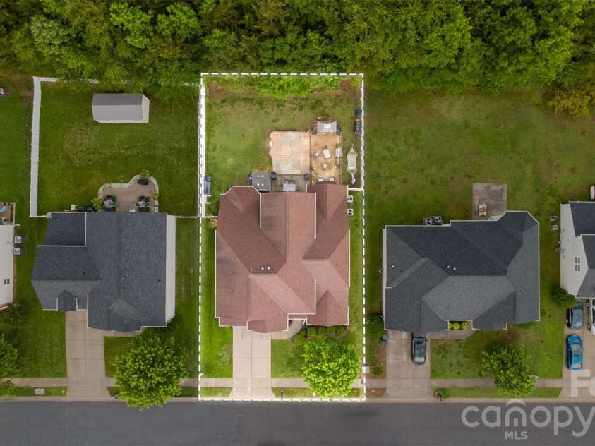 11144 Huntington Meadow Lane, Charlotte, NC 28273.  MLS# CAR4385162, YatesRealty ID 32988. 