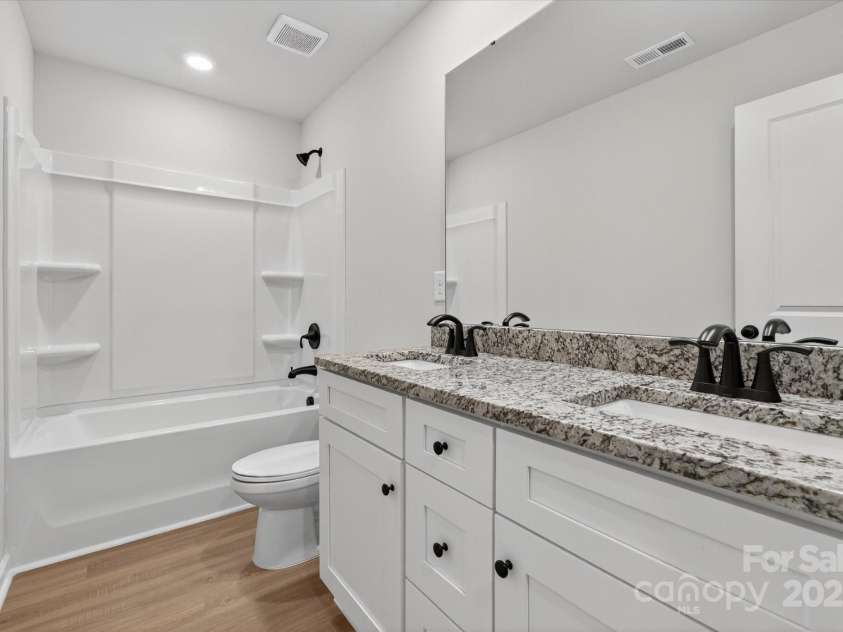 1266 Principal Featherstone Avenue, Gastonia, NC 28052.  MLS# CAR4289581, YatesRealty ID 32989. 