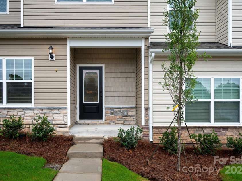 1266 Principal Featherstone Avenue, Gastonia, NC 28052.  MLS# CAR4289581, YatesRealty ID 32989. 