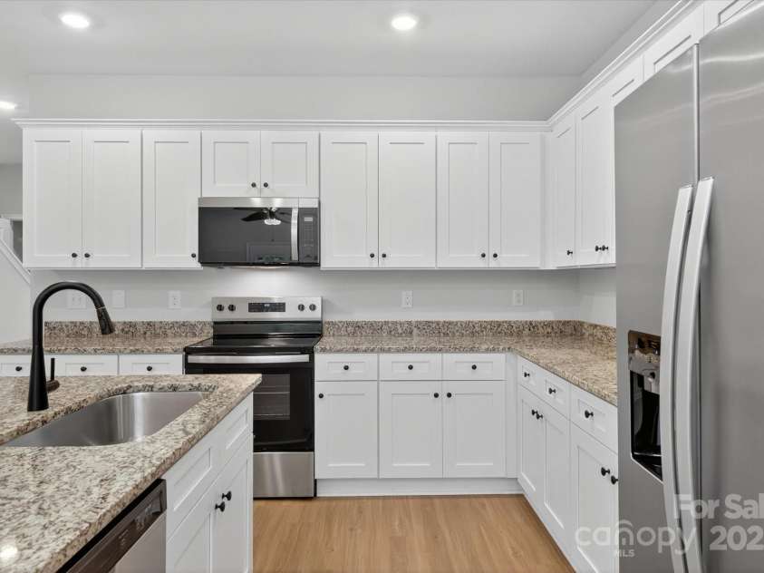 1266 Principal Featherstone Avenue, Gastonia, NC 28052.  MLS# CAR4289581, YatesRealty ID 32989. 