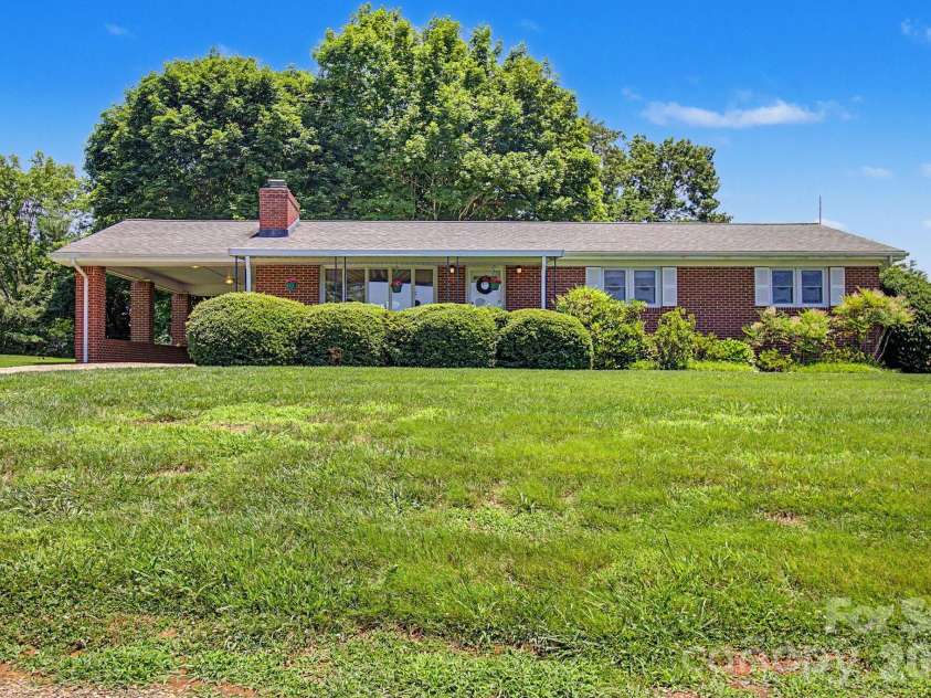 788 Alexander Road, Alexander, NC 28701.  MLS# CAR4388899, YatesRealty ID 32989. 