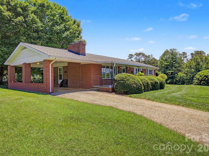 788 Alexander Road, Alexander, NC 28701.  MLS# CAR4388899, YatesRealty ID 32989. 