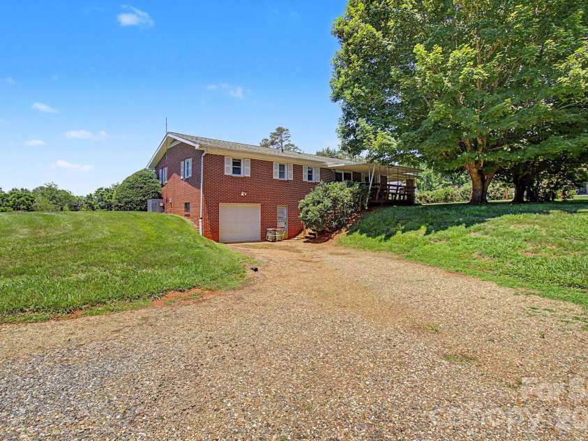 788 Alexander Road, Alexander, NC 28701.  MLS# CAR4388899, YatesRealty ID 32989. 