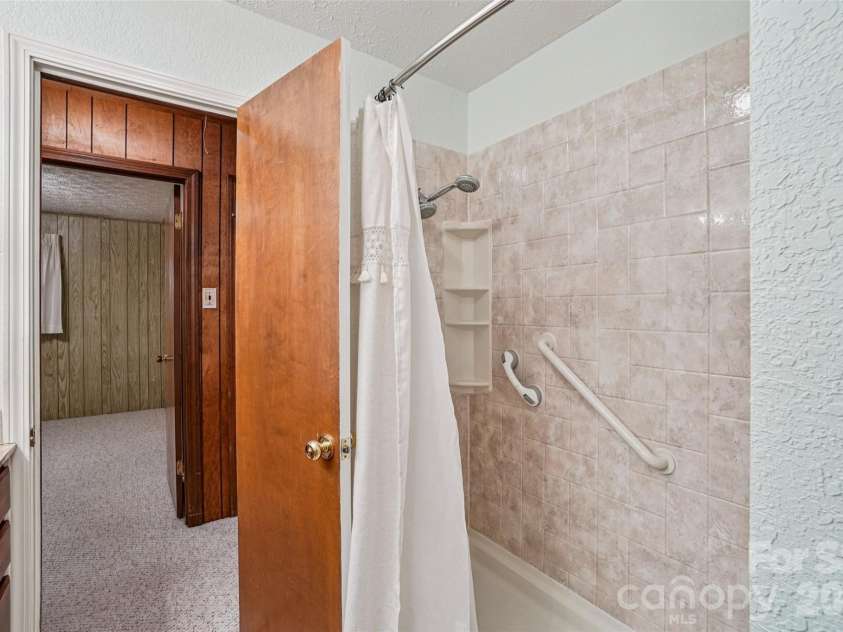 277 Powell Street, Hendersonville, NC 28792.  MLS# CAR4354279, YatesRealty ID 3299. 