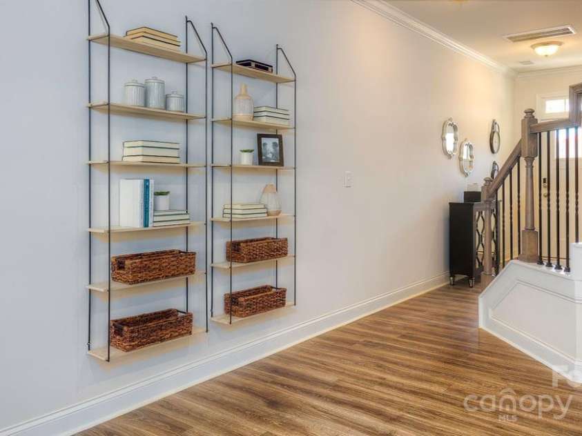 300 Creekview Road, Hendersonville, NC 28792.  MLS# CAR4173410, YatesRealty ID 3299. 