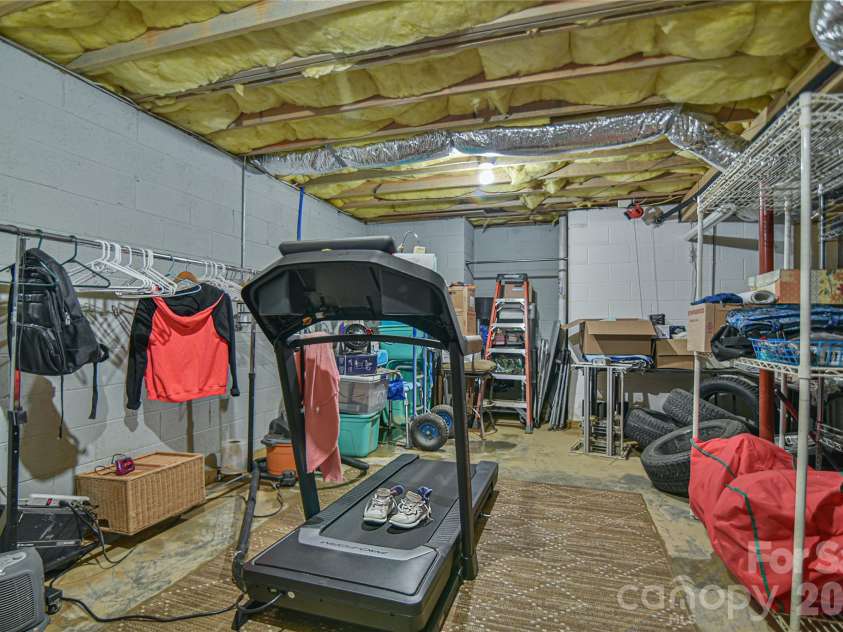 911 Fanning Bridge Road, Fletcher, NC 28732.  MLS# CAR4284907, YatesRealty ID 3299. 