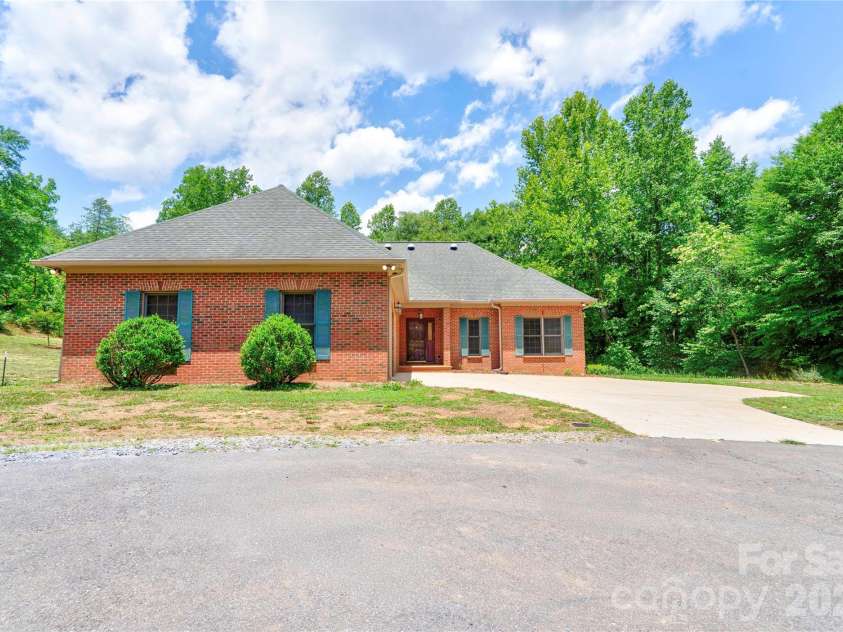 2365 Sylvan Road, Grover, NC 28073.  MLS# CAR4396021, YatesRealty ID 32990. 