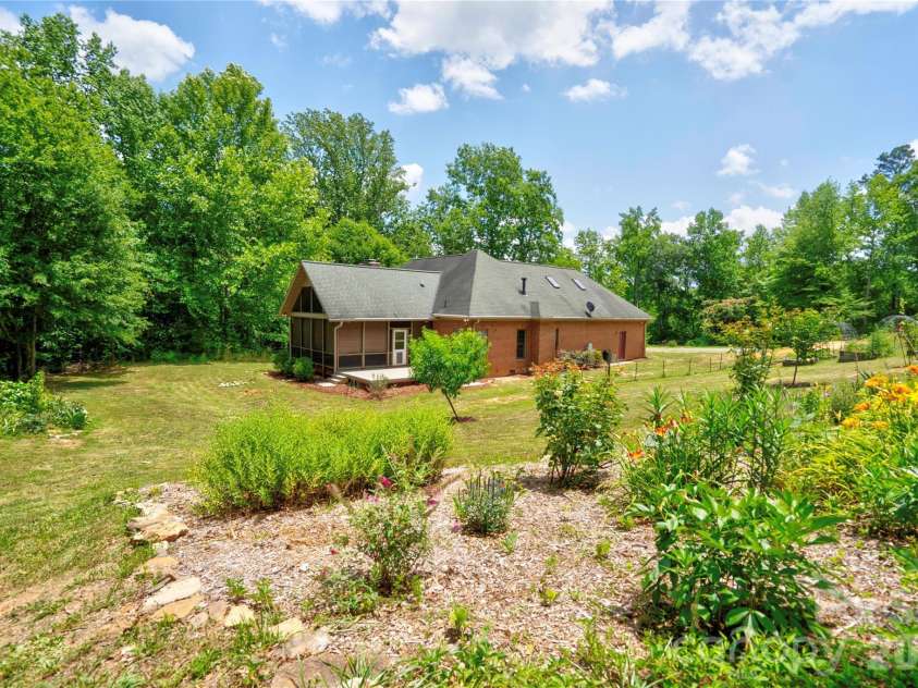 2365 Sylvan Road, Grover, NC 28073.  MLS# CAR4396021, YatesRealty ID 32990. 