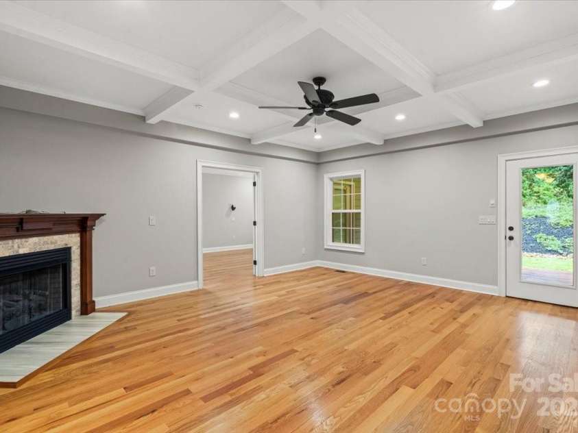 4070 Harmattan Drive, Denver, NC 28037.  MLS# CAR4290373, YatesRealty ID 32991. 