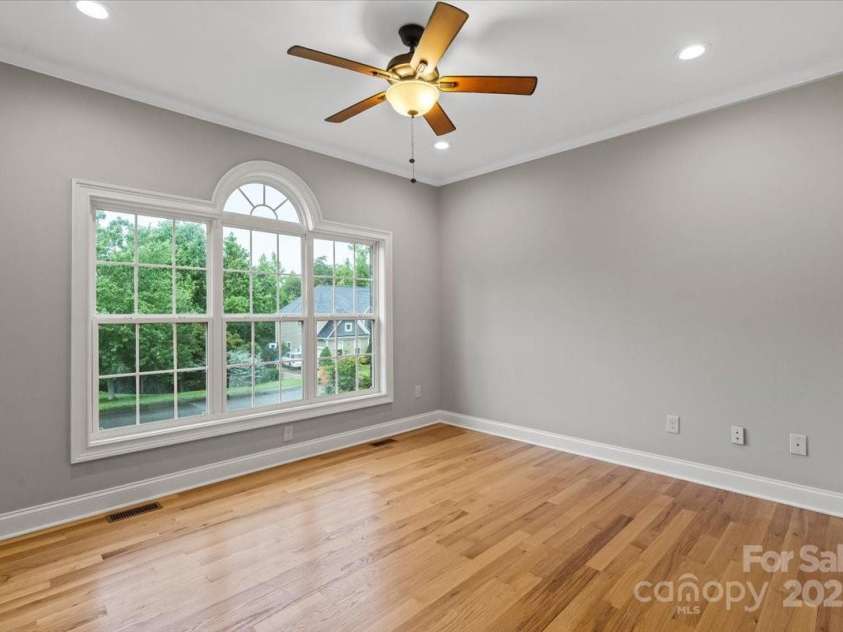 4070 Harmattan Drive, Denver, NC 28037.  MLS# CAR4290373, YatesRealty ID 32991. 