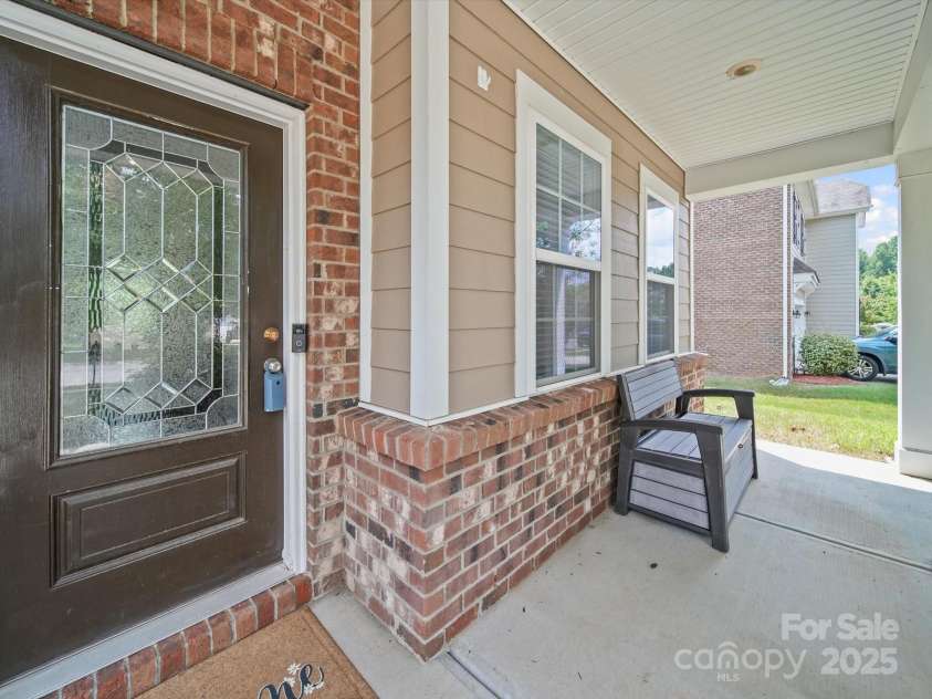 3409 Yarmouth Lane, Gastonia, NC 28056.  MLS# CAR4291726, YatesRealty ID 32993. Entry
