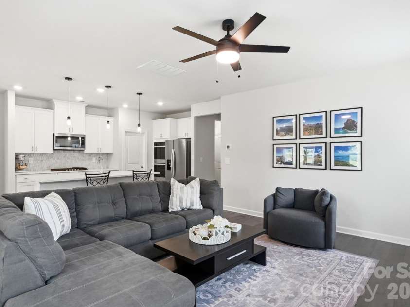 6234 Barcelona Way, Charlotte, NC 28214.  MLS# CAR4388488, YatesRealty ID 32993. 