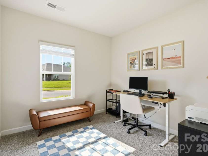 6234 Barcelona Way, Charlotte, NC 28214.  MLS# CAR4388488, YatesRealty ID 32993. 