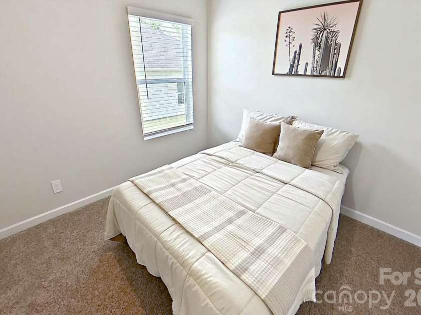 6234 Barcelona Way, Charlotte, NC 28214.  MLS# CAR4388488, YatesRealty ID 32993. 