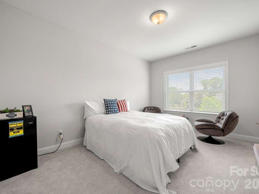 5005 Alexander Manor Drive, Charlotte, NC 28270.  MLS# CAR4388391, YatesRealty ID 32994. Bedroom 2
