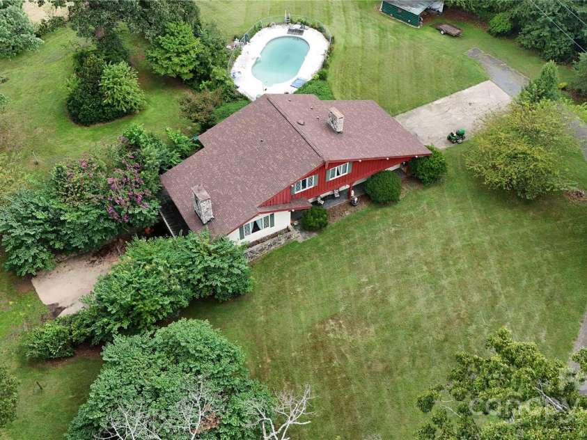 2285 Tarheel Place, Lenoir, NC 28645.  MLS# CAR4288692, YatesRealty ID 32997. 