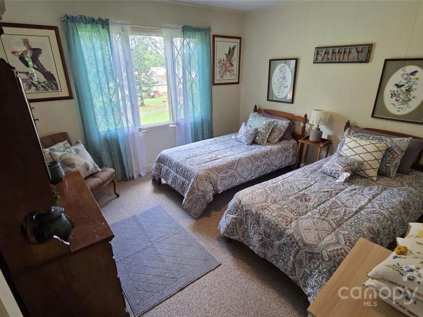 2285 Tarheel Place, Lenoir, NC 28645.  MLS# CAR4288692, YatesRealty ID 32997. 