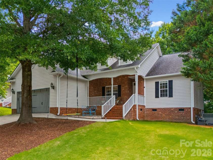 12029 Spinnaker Drive, Tega Cay, SC 29708.  MLS# CAR4392506, YatesRealty ID 32998. 