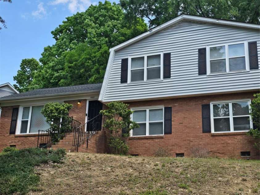 7727 Ritter Drive, Charlotte, NC 28270.  MLS# CAR4394812, YatesRealty ID 32999. 