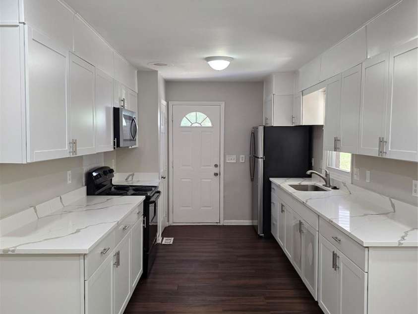 7727 Ritter Drive, Charlotte, NC 28270.  MLS# CAR4394812, YatesRealty ID 32999. 