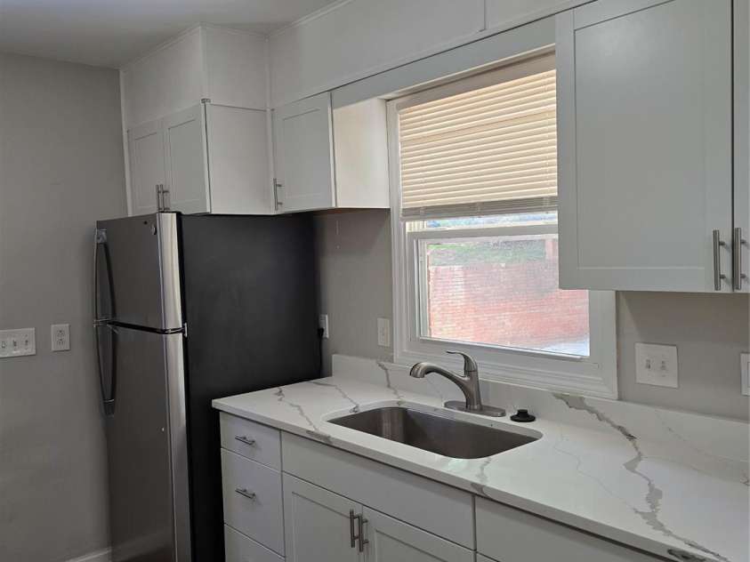 7727 Ritter Drive, Charlotte, NC 28270.  MLS# CAR4394812, YatesRealty ID 32999. 