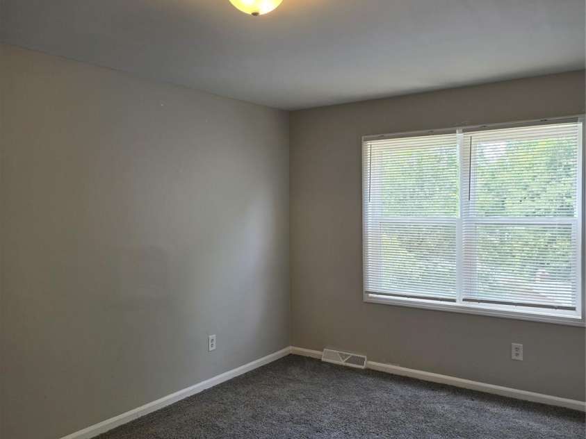 7727 Ritter Drive, Charlotte, NC 28270.  MLS# CAR4394812, YatesRealty ID 32999. 