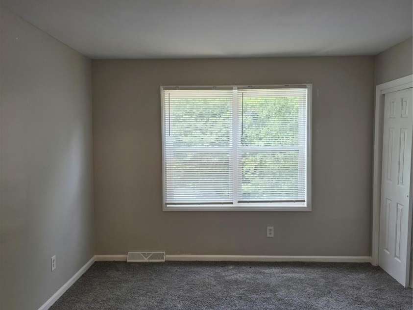 7727 Ritter Drive, Charlotte, NC 28270.  MLS# CAR4394812, YatesRealty ID 32999. 