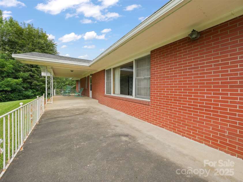 5 Noland Downs Road, Waynesville, NC 28785.  MLS# CAR4294888, YatesRealty ID 33. 