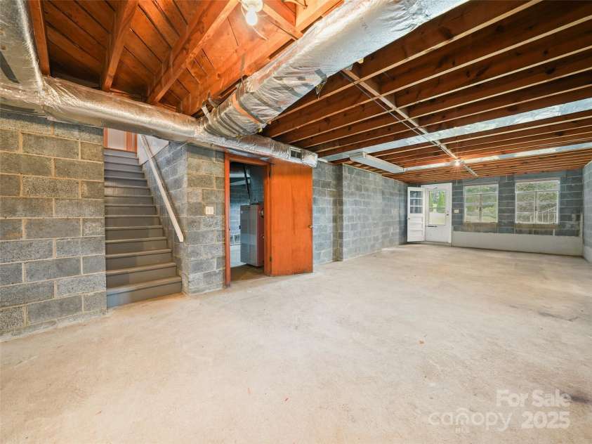 5 Noland Downs Road, Waynesville, NC 28785.  MLS# CAR4294888, YatesRealty ID 33. 