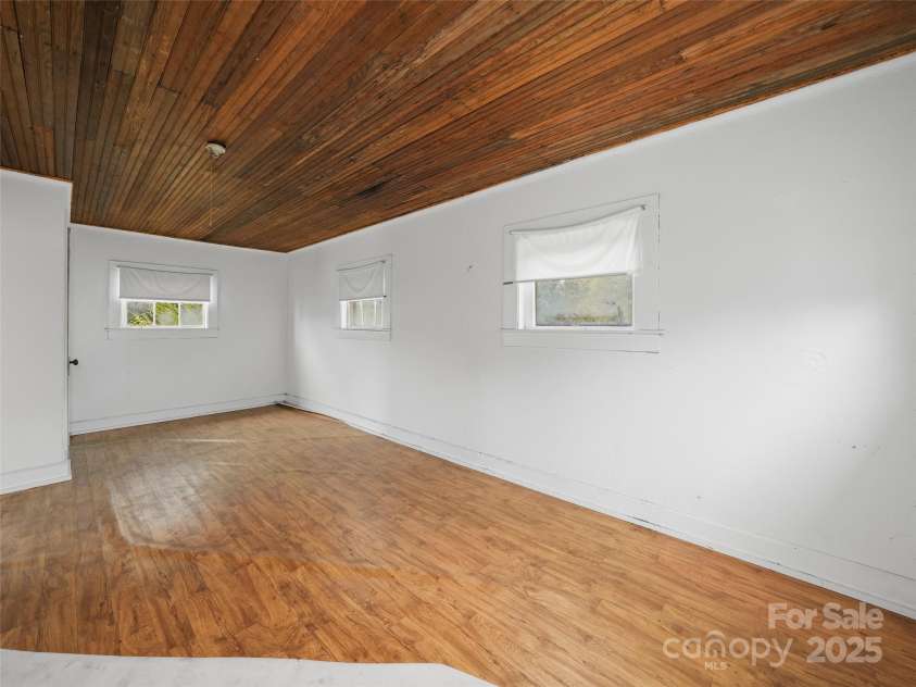5 Noland Downs Road, Waynesville, NC 28785.  MLS# CAR4294888, YatesRealty ID 33. 