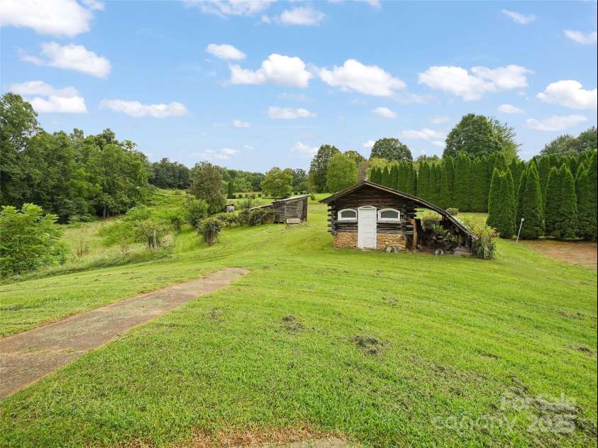 5 Noland Downs Road, Waynesville, NC 28785.  MLS# CAR4294888, YatesRealty ID 33. 