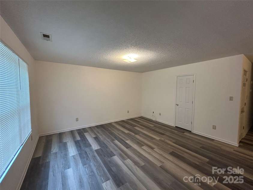 1208 Walnut Avenue, Gastonia, NC 28052.  MLS# CAR4320941, YatesRealty ID 330. 