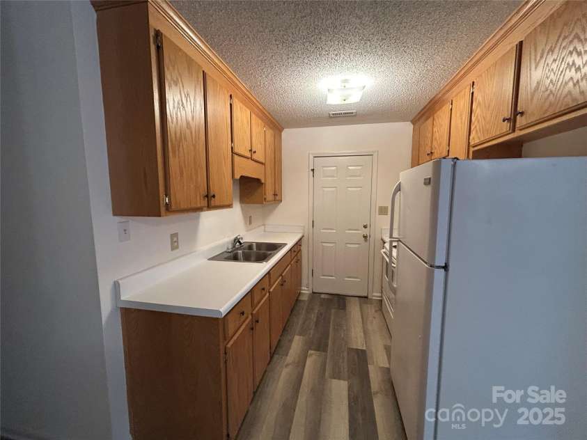 1208 Walnut Avenue, Gastonia, NC 28052.  MLS# CAR4320941, YatesRealty ID 330. 