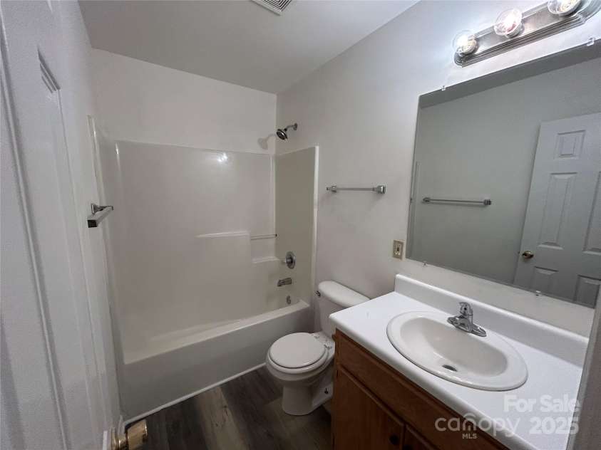 1208 Walnut Avenue, Gastonia, NC 28052.  MLS# CAR4320941, YatesRealty ID 330. 