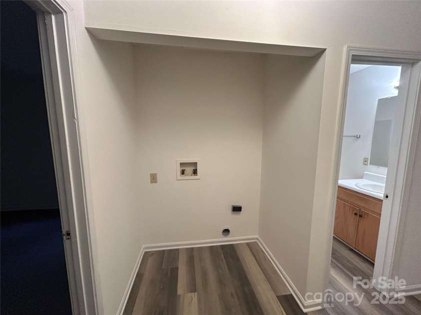 1208 Walnut Avenue, Gastonia, NC 28052.  MLS# CAR4320941, YatesRealty ID 330. 